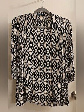 CALS Cream & White Ikat Design Open-Front Women's Top